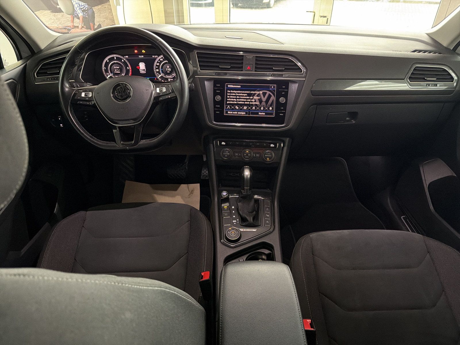 Tiguan Allspace R-Line TDi DSG 4M Navi LED Kam H