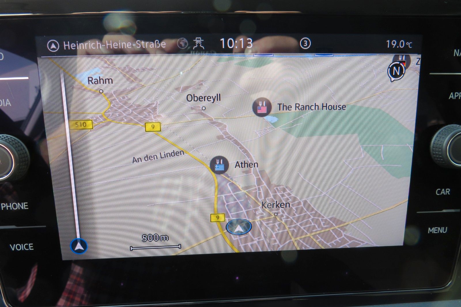 Fahrzeugabbildung Volkswagen T-Roc Style KAMERA ACC NAVI APP SITZH DIGI-COPI
