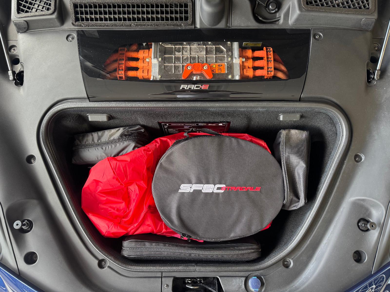 Ferrari SF90 Stradale Two-Tone Lift JBL CarPlay Approved