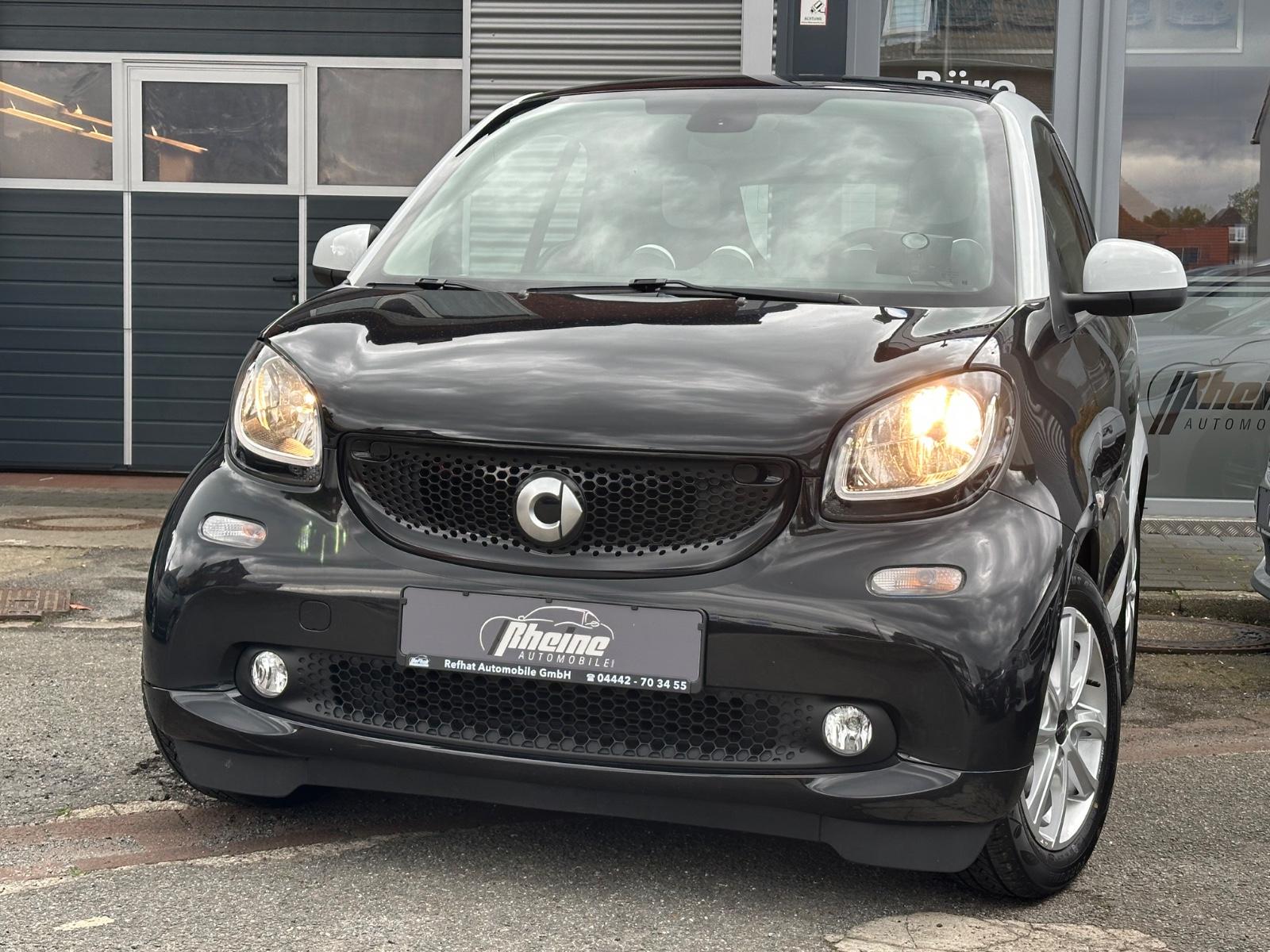 Smart ForTwo fortwo coupe Basis*SHZ*NAVI*GLAS-DACH*