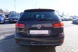 Volkswagen Golf VII Variant 1.0 TSI Sound Navi ACC PDC USB - Volkswagen Golf mit Benzin-Antrieb: Scheckheftgepflegt