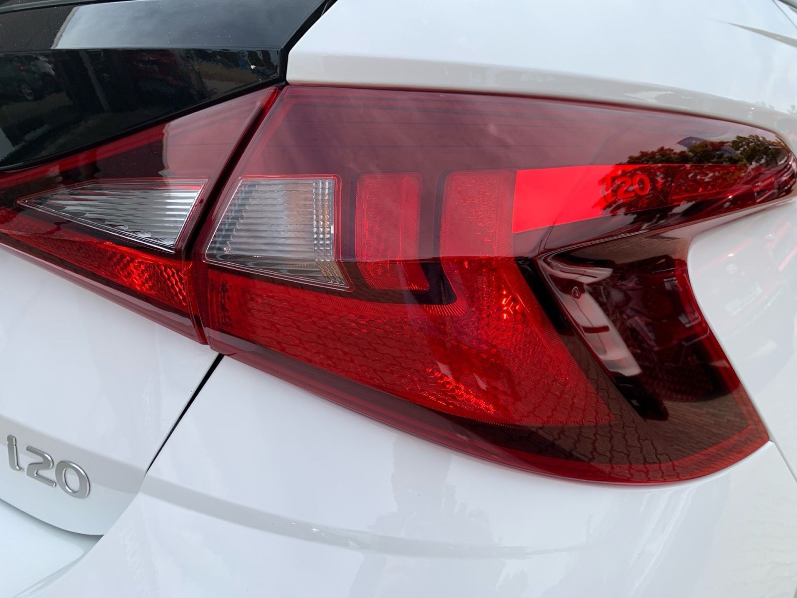 Fahrzeugabbildung Hyundai i20 1.0 T-GDI Select Navi Kamera Allwetter