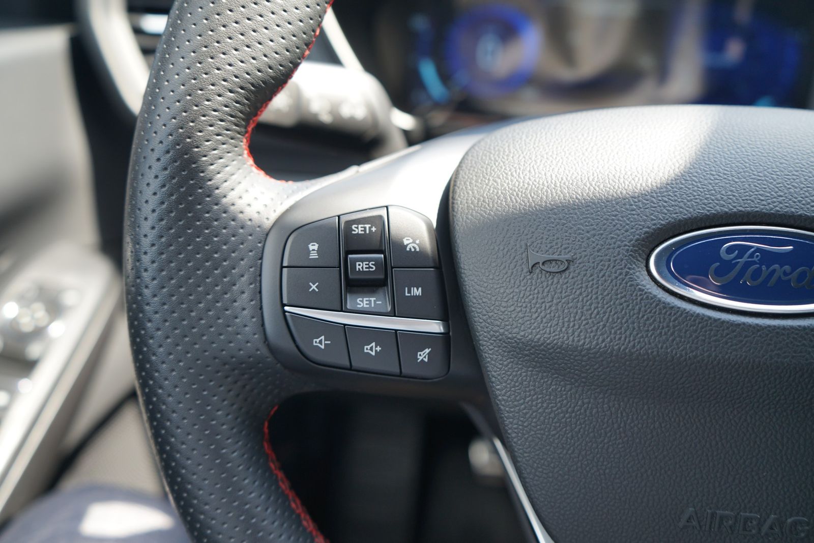 Ford Kuga 1.5 EcoBoost ST-Line LED Navi Kamera ACC foto 16