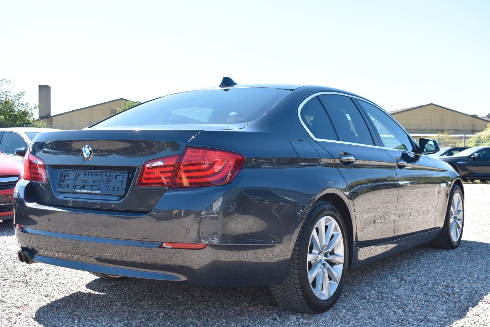 Fahrzeugabbildung BMW 530d Limousine xDrive AHK/Memory/ACC/SLI/Leder