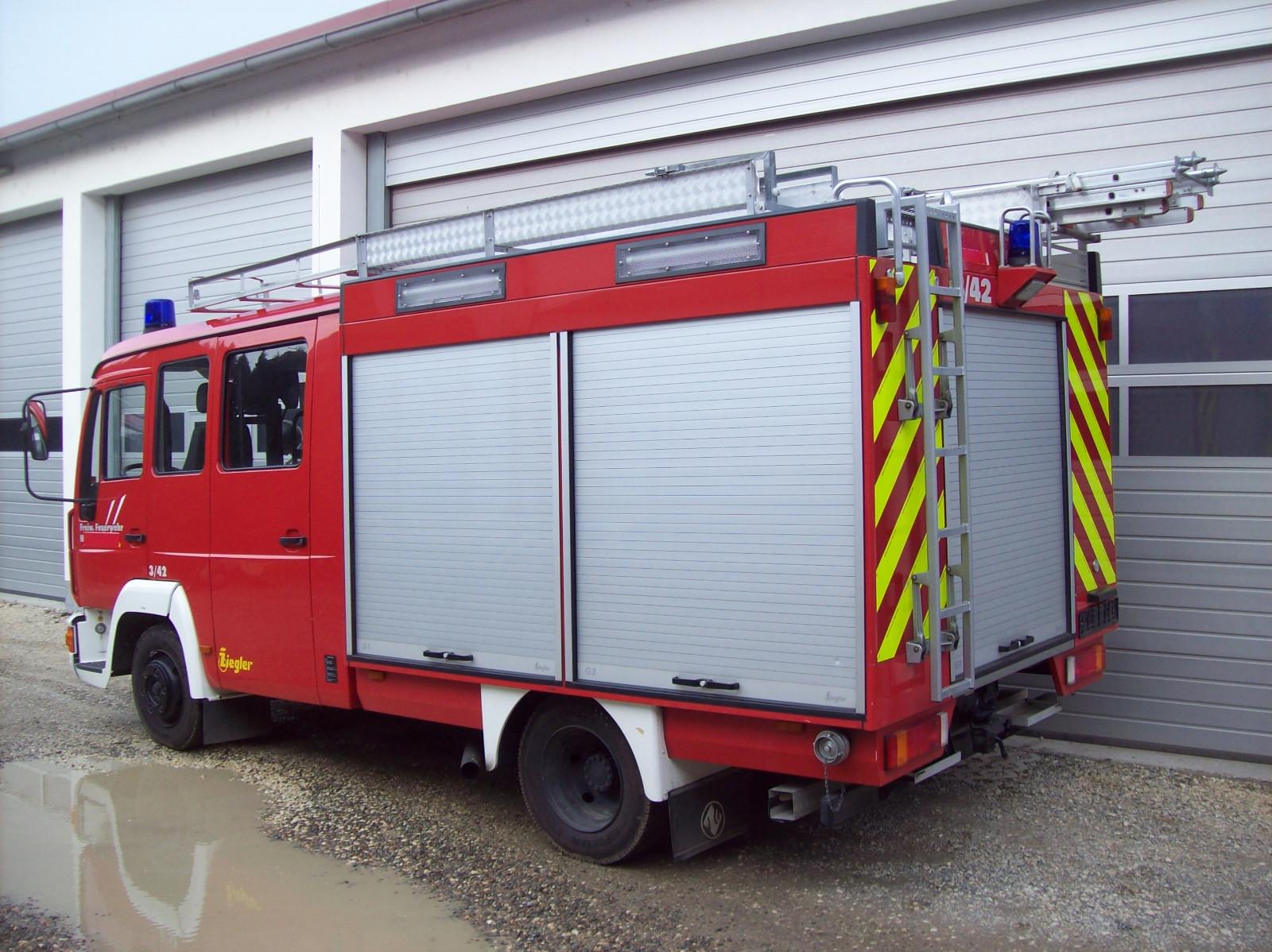 MAN 8.153 L2000 Feuerwehrfahrzeug LF 8/6 TLF 98 km/h