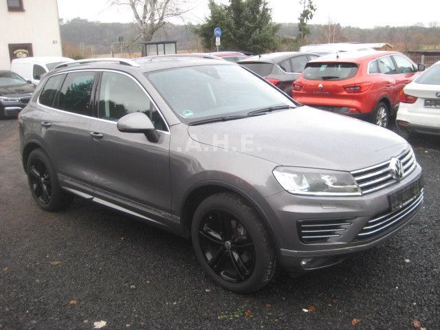 Volkswagen Touareg 3.0 TDI* Executive Editition*PANO*LUFT*