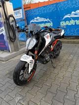 KTM Duke - KTM VON 81 BIS 125 CCM
