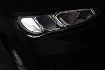 BMW 218d Active Tourer Widscreen RFK AHK 1.Hand