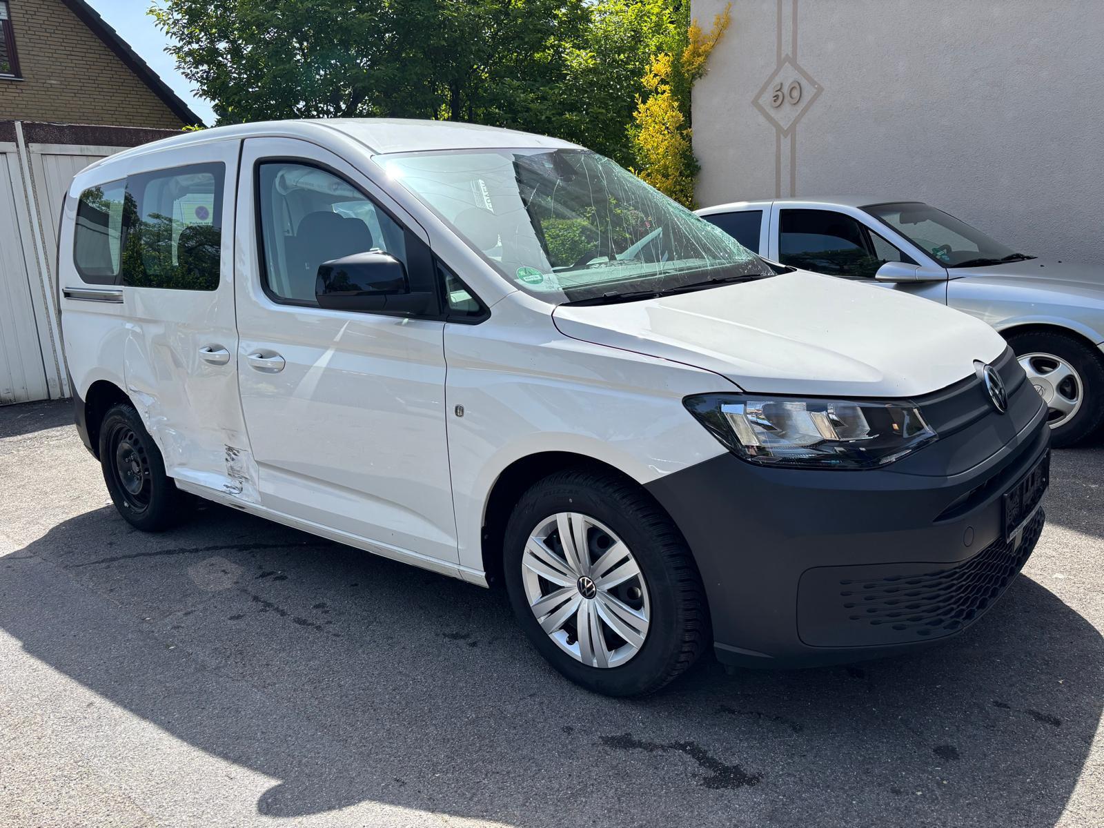 Volkswagen Caddy 1.5 TSI Kombi *5 Sitze*Klima