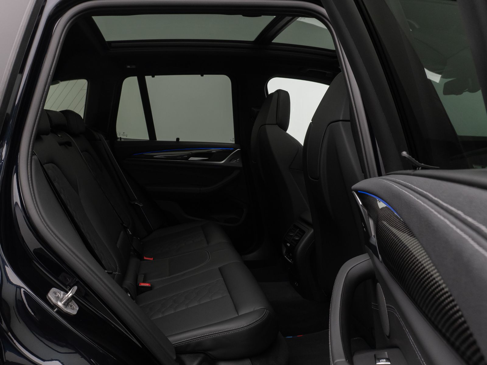 Fahrzeugabbildung BMW X3 M Competition Laser Panoram HUD DAB H/K 360°