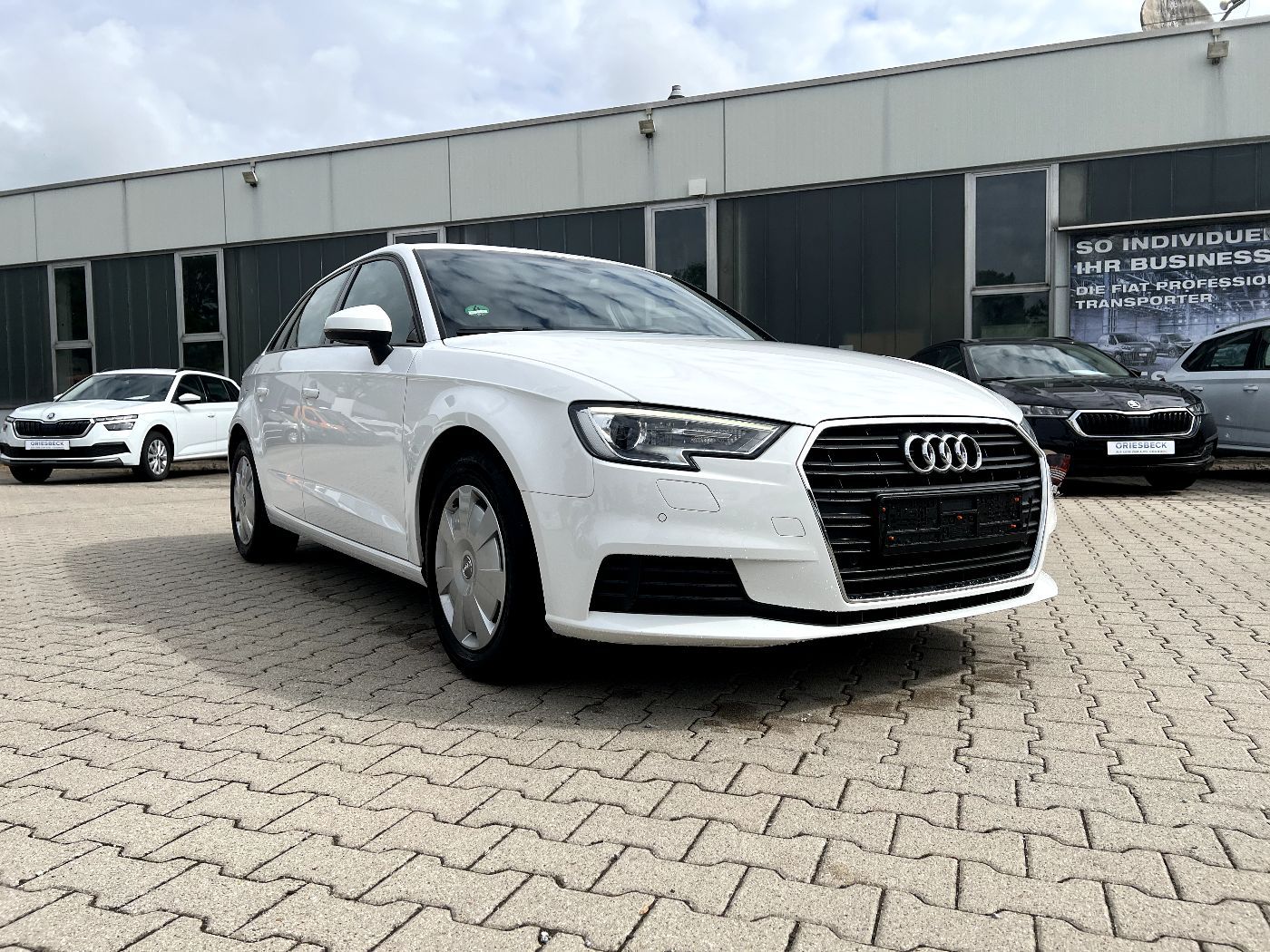 Audi A3 Sportback 30 TDI *Bi-Xenon Navi Sitzh. PDC* foto 5
