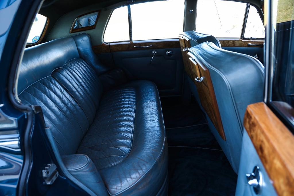 Rolls-Royce Silver Cloud