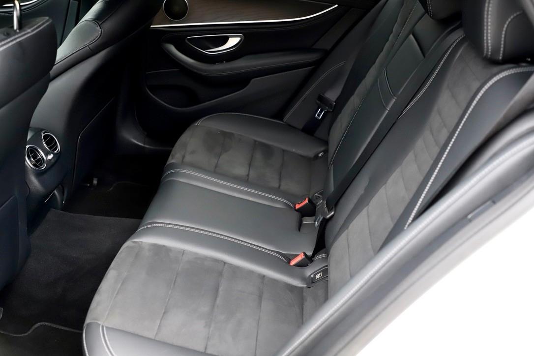 Mercedes-Benz E 220 d T-Modell AMG AHK SCHIEBEDACH