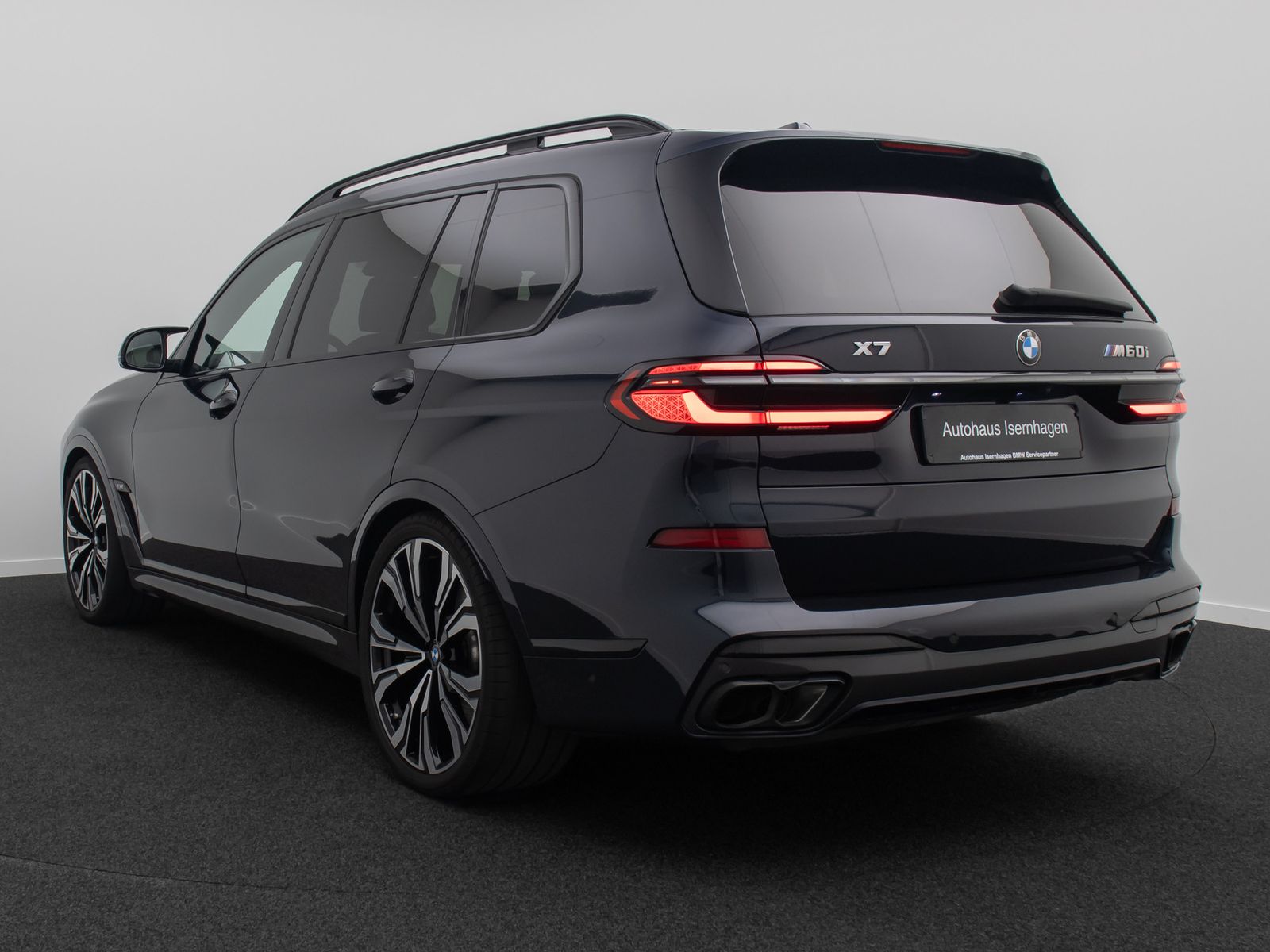 Fahrzeugabbildung BMW X7 M60i xD SkyLounge 360&deg;HUD H/K SoftClos 23Zoll