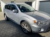 Mitsubishi Outlander 2.4 MIVEC Intense 4WD Intense - gebrauchte Mitsubishi Outlander aus dem Jahr 2010