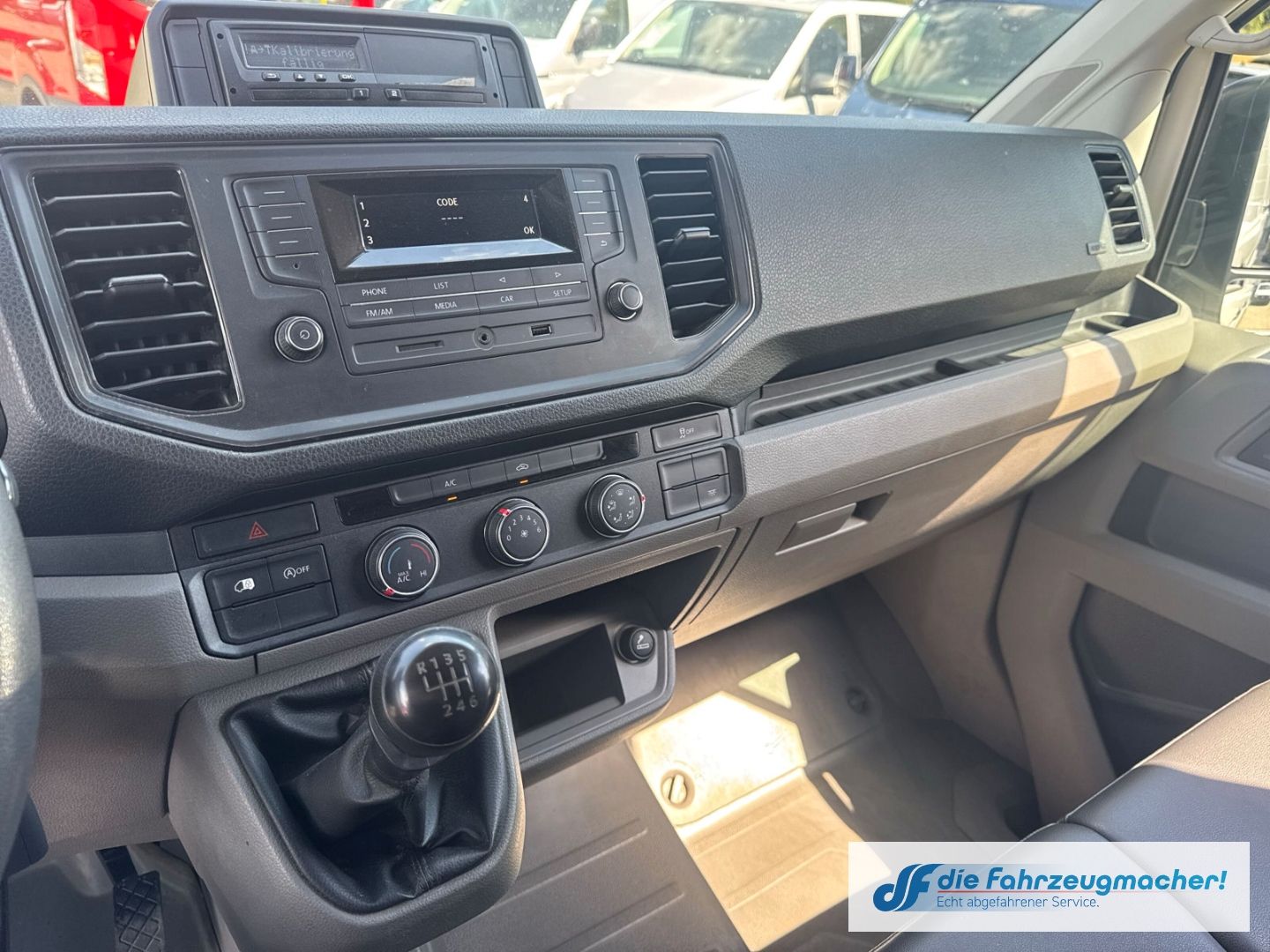 Fahrzeugabbildung Volkswagen Crafter Kasten MAXI 50 lang Hoch 5t-3,5tmög. AHK