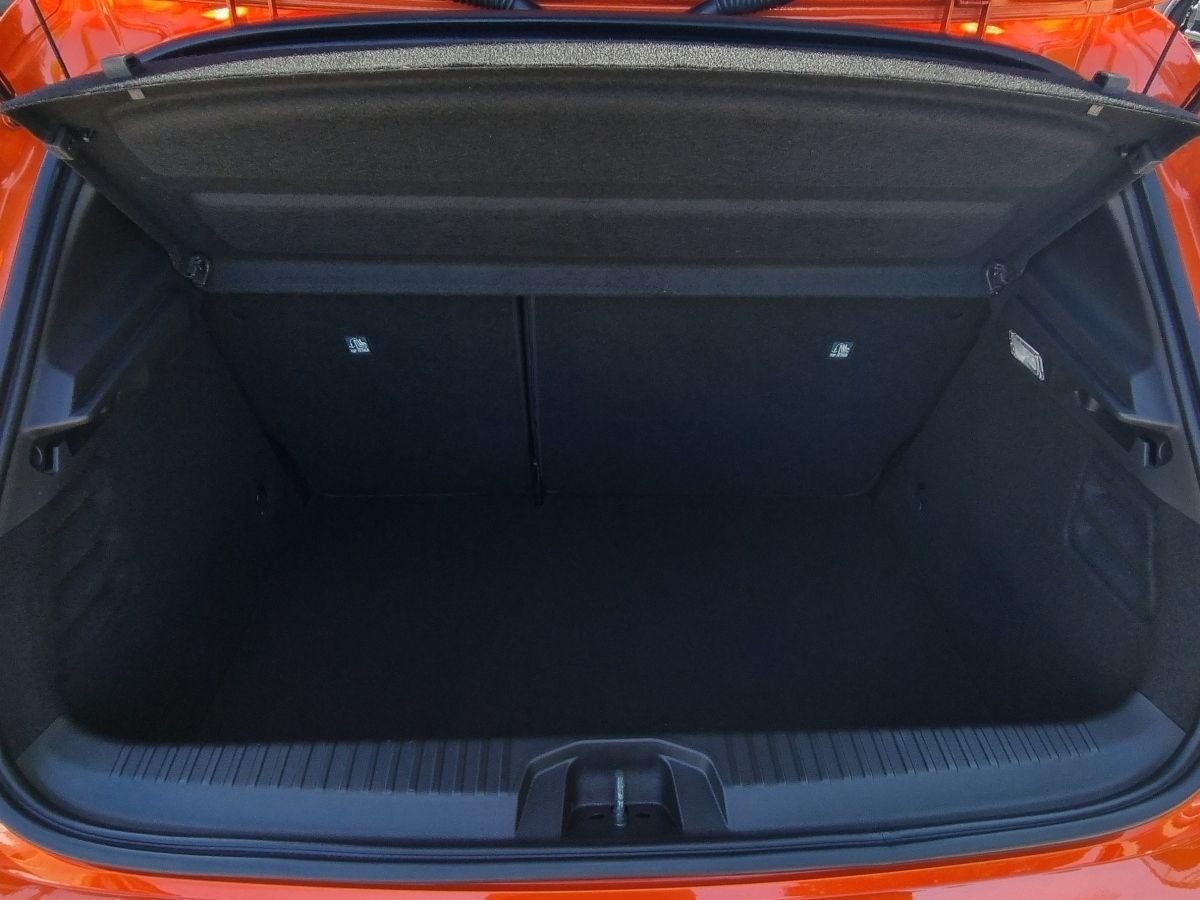Fahrzeugabbildung Renault Clio Esprit Alpine E-Tech Full Hybrid 145