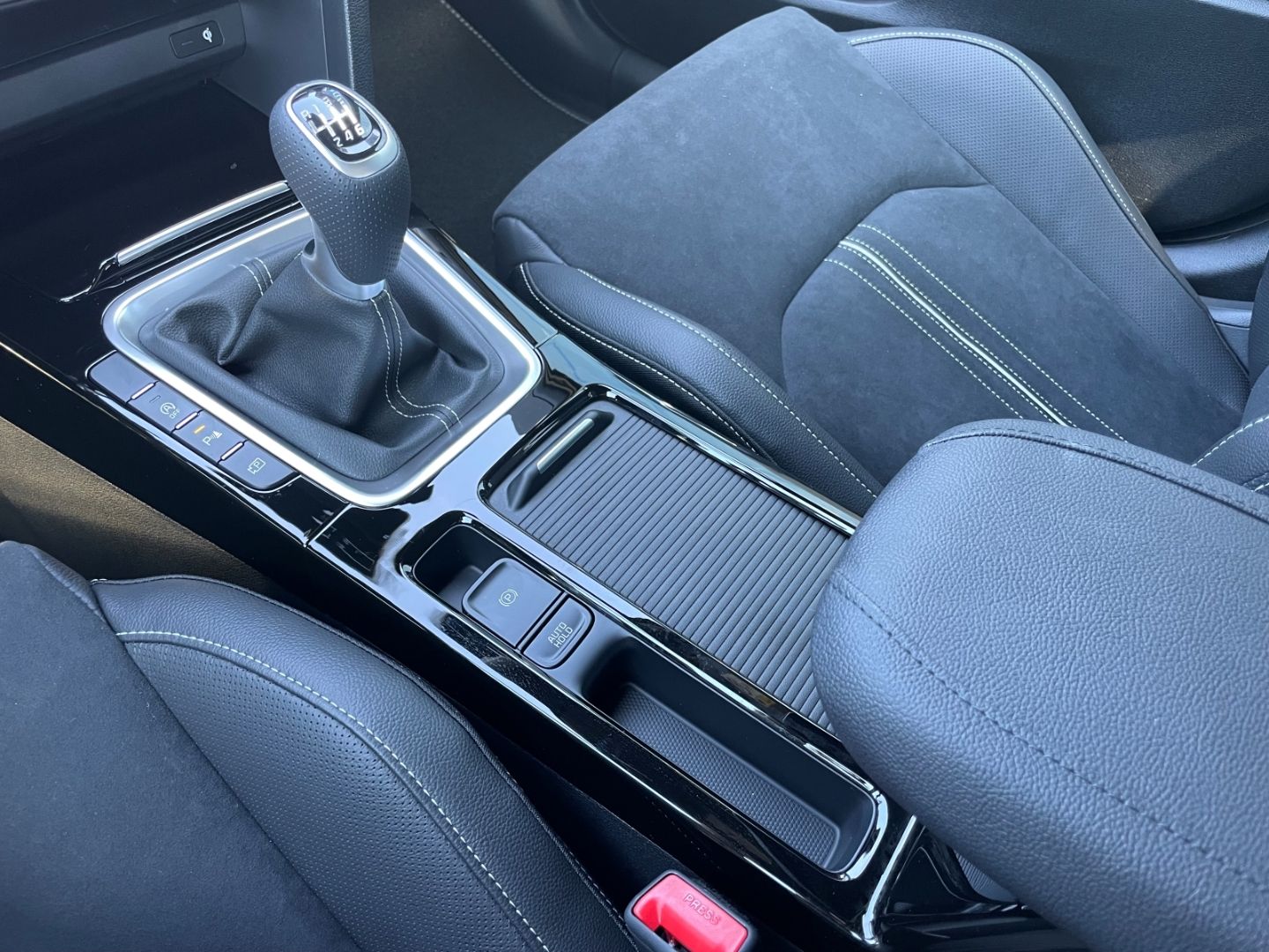 Fahrzeugabbildung Kia Ceed GT Line LED JBL Kamera totWinkAss Memory