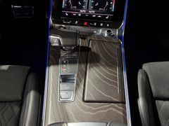 AUDI RS6 4.0 TFSI*PANO*B&O*HEADUP*AHK*STANDHEIZUNG*