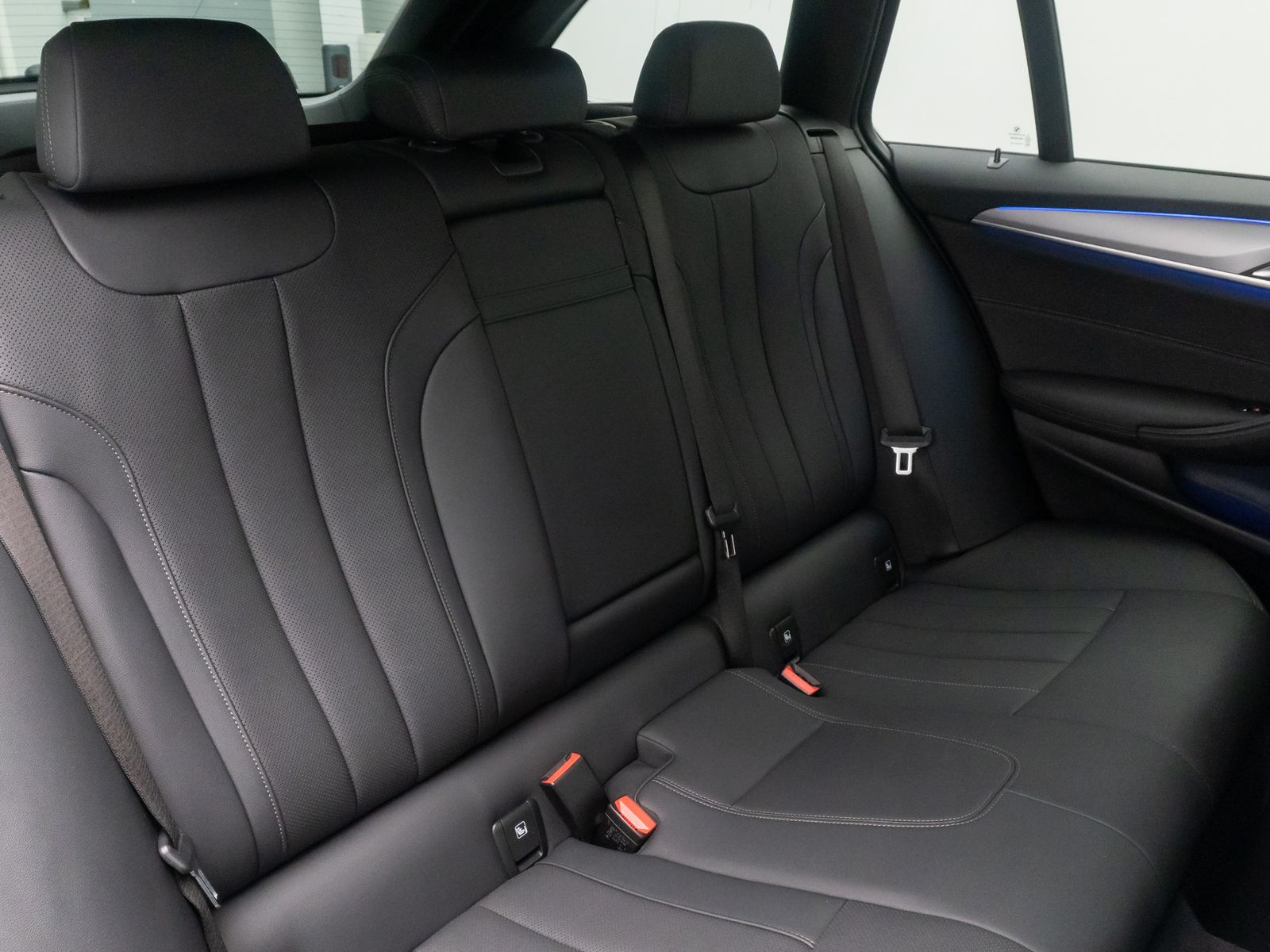 Fahrzeugabbildung BMW 520d Leder DAB Alarm H/K Kamera 4xKlima Sport