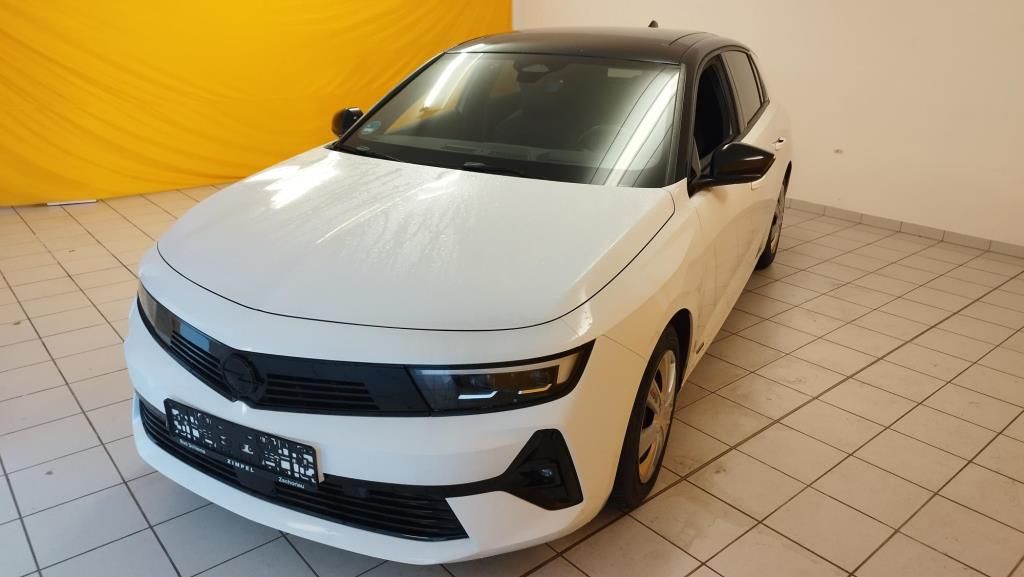 Astra Ultimate, HUD, Kamera LED, Panodach,