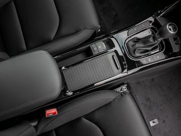 Hyundai i30 1.0 T-GDI MY25 DCT Advantage Navi Kamera LED