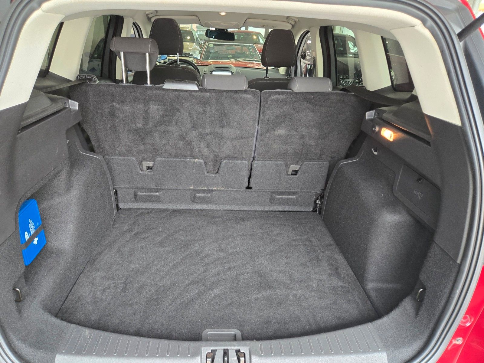 Fahrzeugabbildung Ford Kuga Cool & Connect