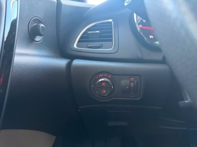 Fahrzeugabbildung Opel Cascada Innovation 1.6l 200PS Navi/PDC!