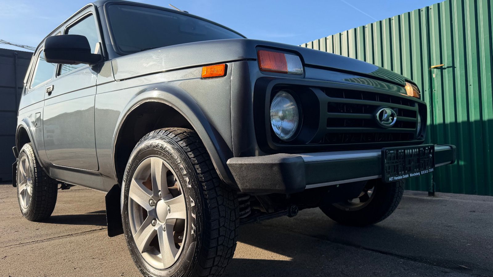 Fahrzeugabbildung Lada Niva "PREMIUM PLUS", KLIMA! SITZHEIZ.! ab SOFORT