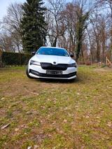 Skoda Superb 2.0 TSI 140kW DSG SPORTLINE COMBI SPO... - Skoda Superb: 140