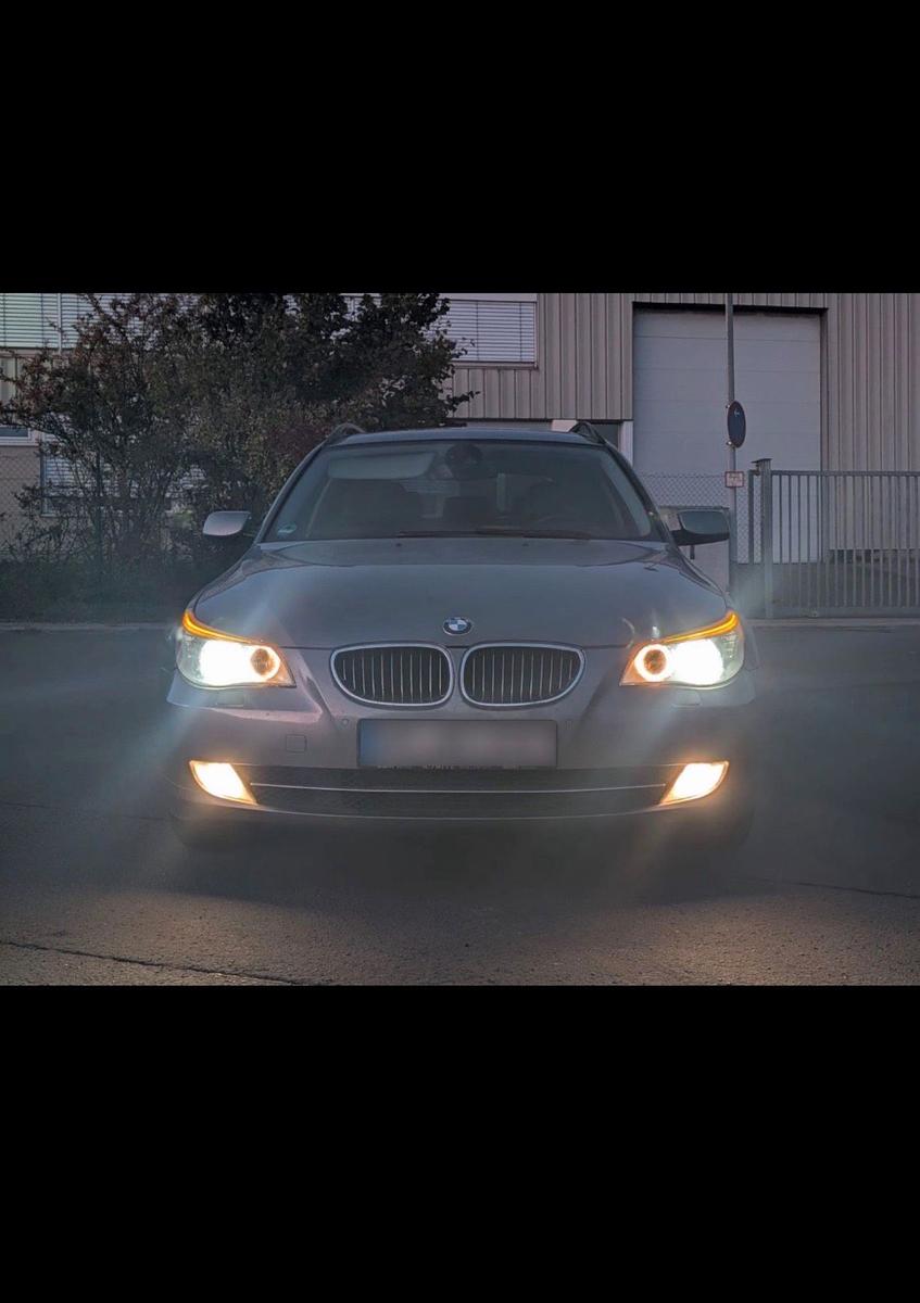 BMW 530 2008 — rear view