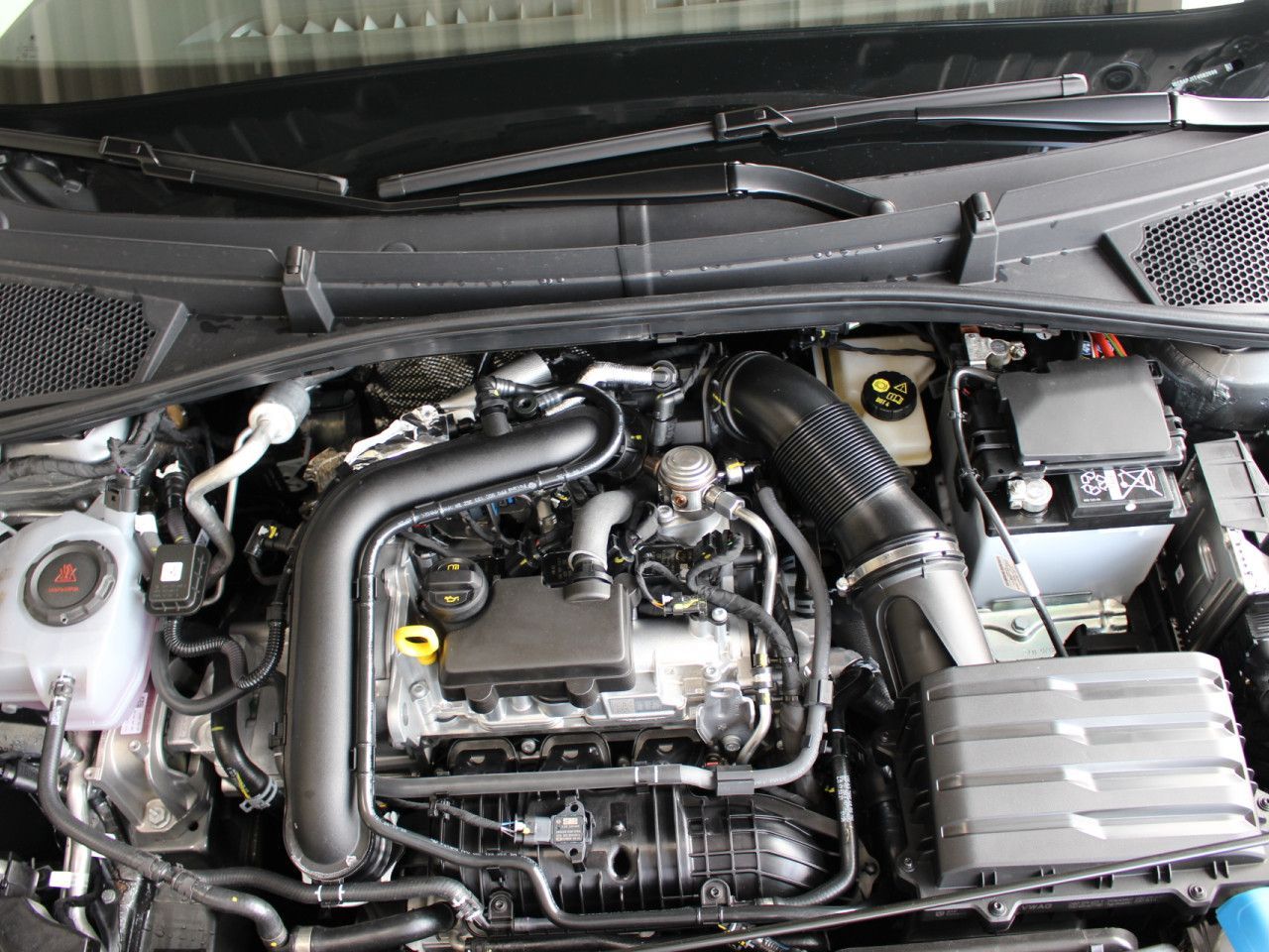 Fahrzeugabbildung SKODA Fabia 1.0 TSI Selection RFK/APP/SHZ/LANE