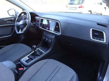 Fotografie des Seat ATECA 1.5 TSI ACT Style*LED*AHK*SHZ*ALU*NAVI