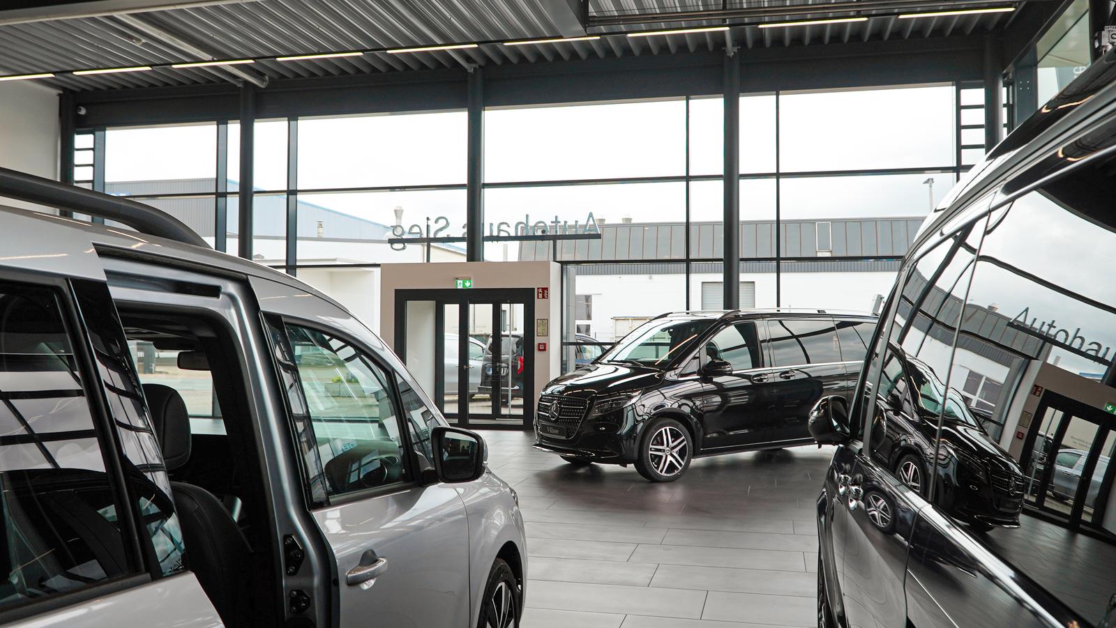 showroom-image-bottom