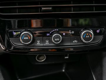 Opel Mokka e Basis Verkehrsschilder-Assistent LED