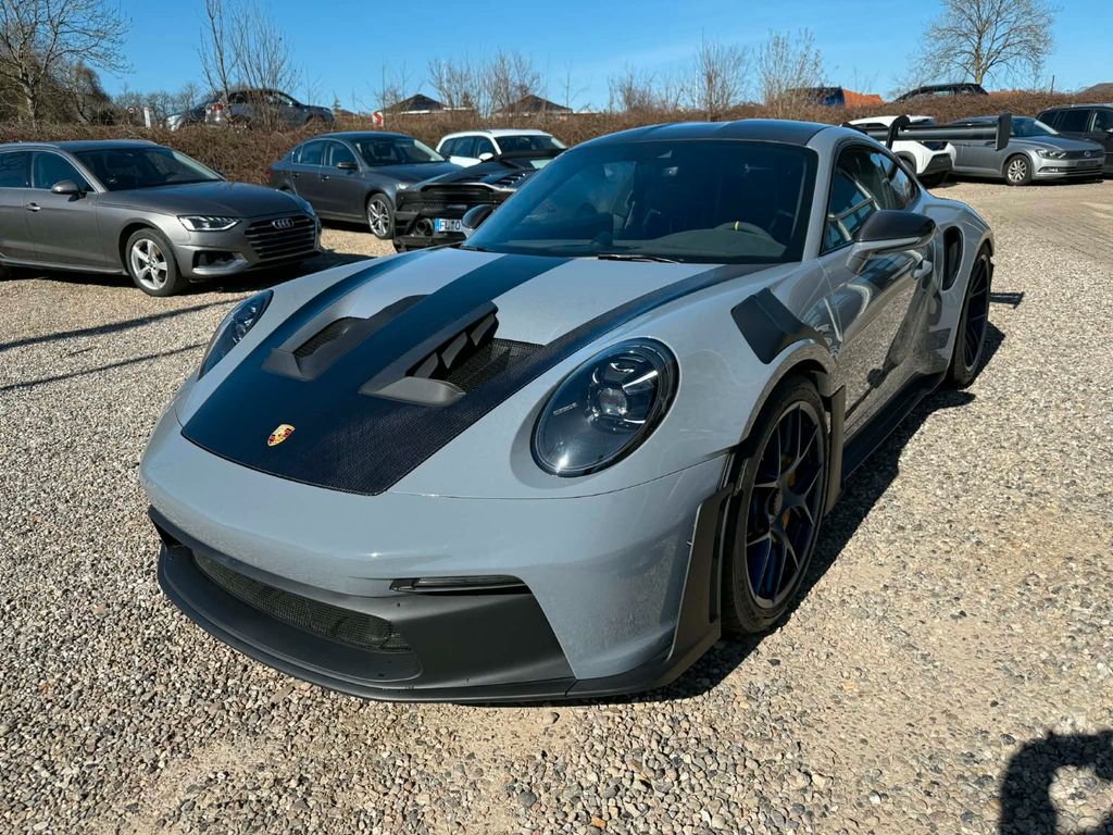 Image of Porsche 992