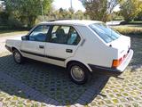 Volvo 360 - Volvo 360 mit Benzin-Antrieb
