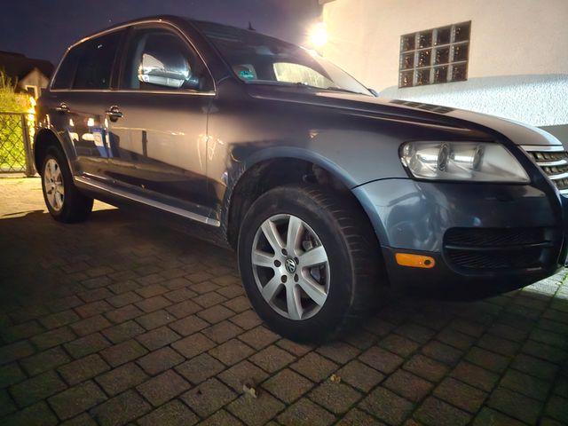 Volkswagen Touareg 4.2 V8 LPG BRC Gasanalge fast 1 Jahr TÜV