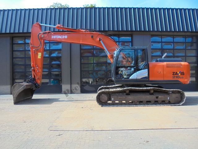 Hitachi Zaxis 210 LC-5B