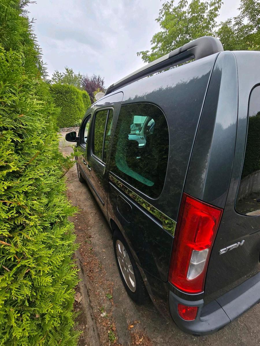 Mercedes-Benz Citan 2014 — engine 90 HP (66kW)