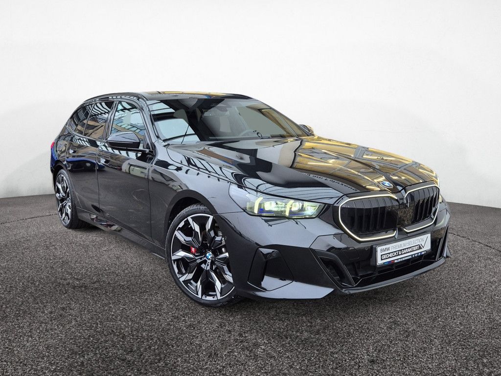 BMW 520d Touring xDrive M Sport Pro PANO AHK B&W 360 foto 3