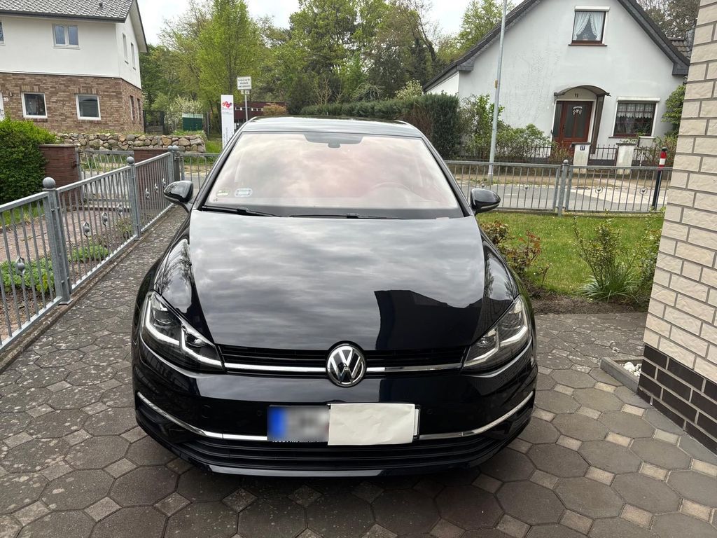 Image of Volkswagen Golf