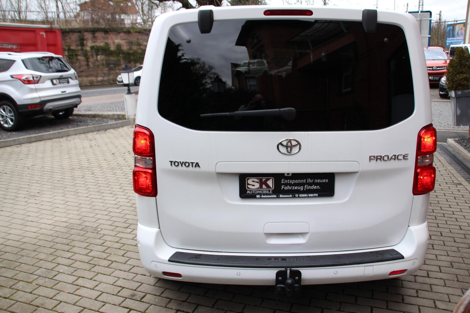 Toyota Proace Verso L1 Family Comfort 8 Sitze/Navi/Shz/