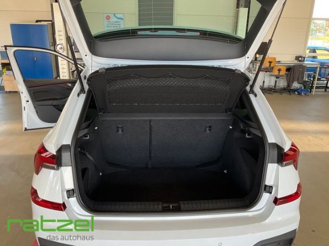 Fahrzeugabbildung SKODA Kamiq Monte Carlo 1.0 TSI Panorama LED LaneAssis