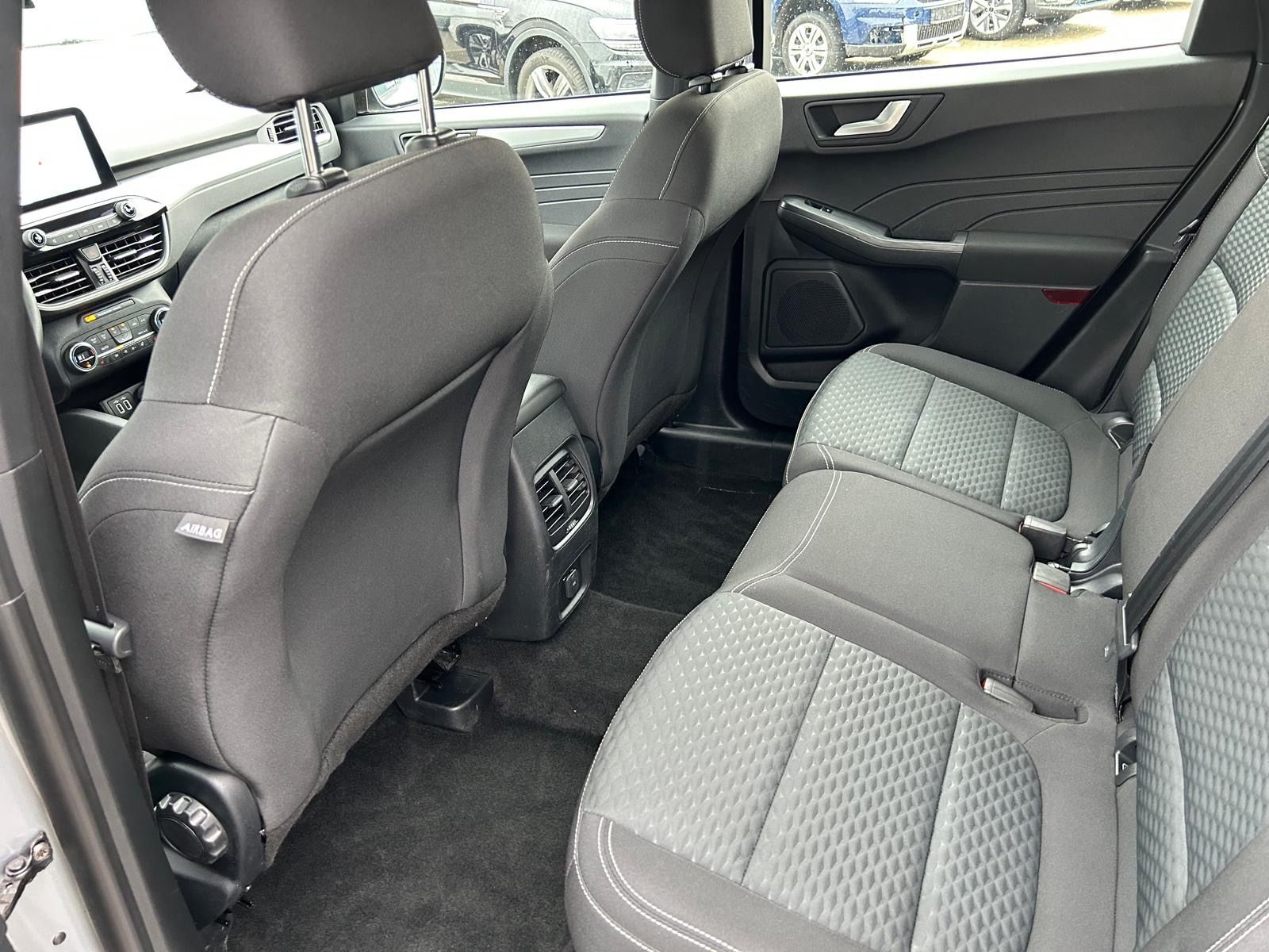 Fahrzeugabbildung Ford Kuga 2.5 Hybrid°AHK°Navi°Winterpaket°1.Hand°