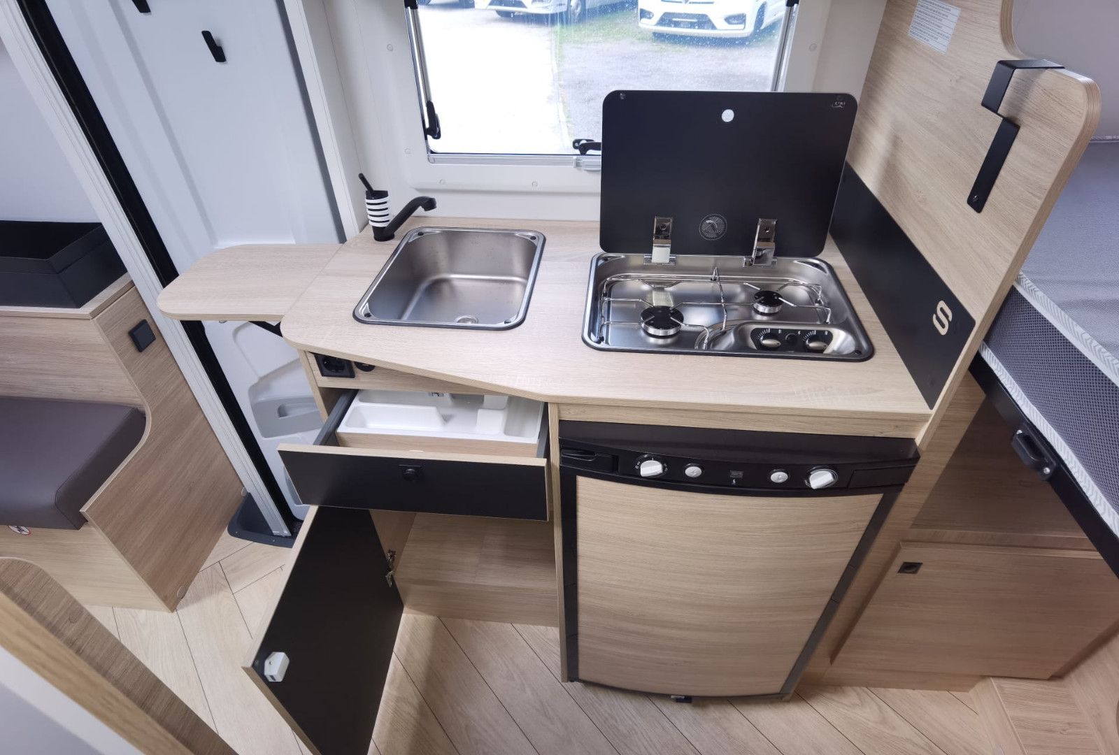 Fahrzeugabbildung Challenger S194 Sport Edition M26