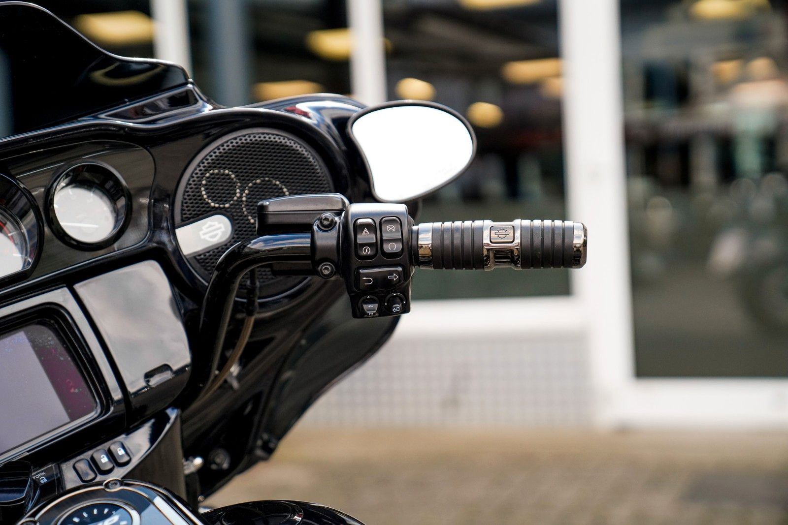Fahrzeugabbildung Harley-Davidson CVO Street Glide -Jekill&Hyde-Stage IV Kit 131ci