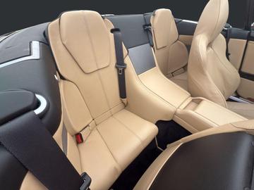 2010 Aston Martin DB9 — миниатюра 13