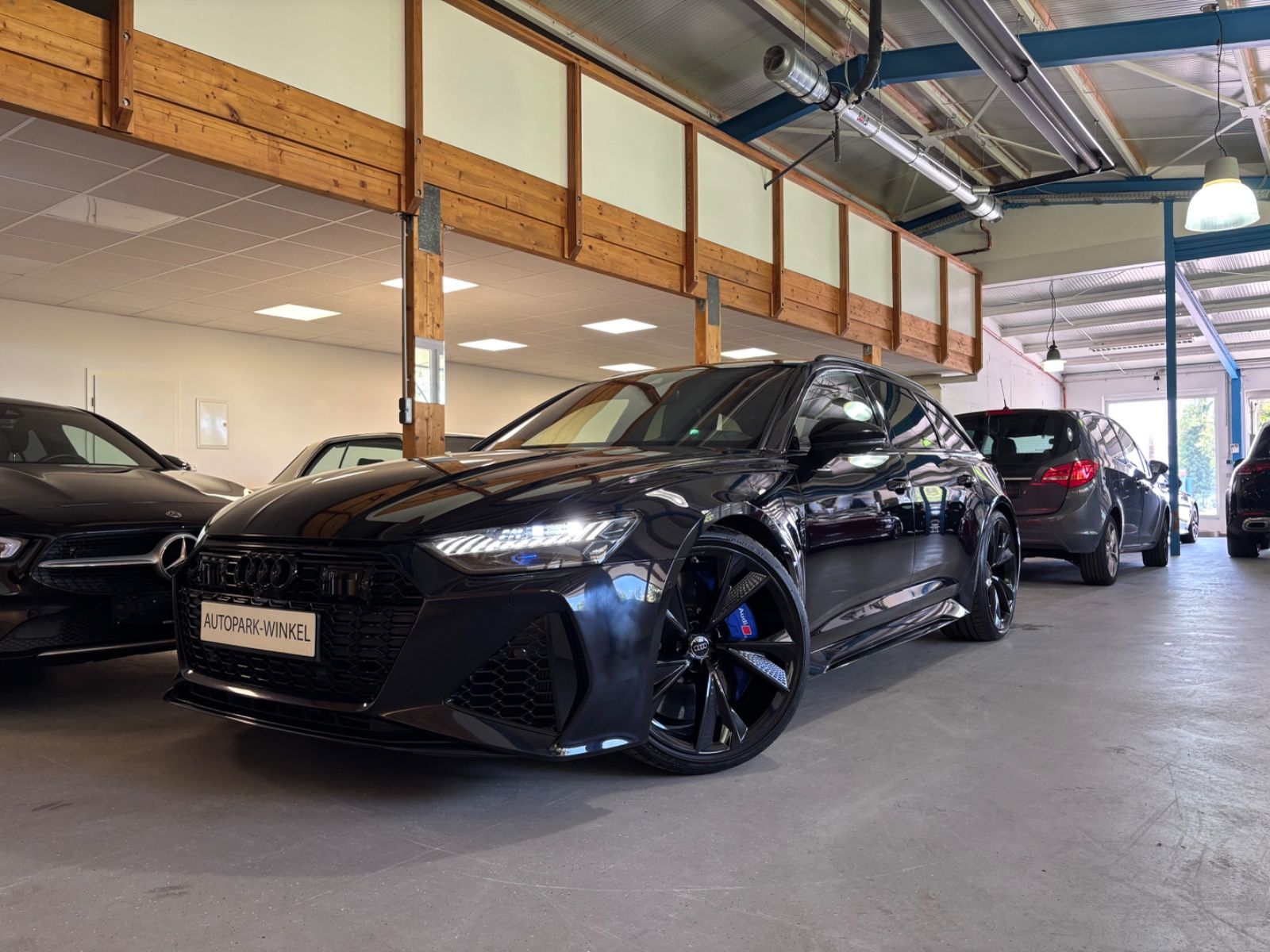 Audi RS6 Avant 4.0 TFSI quattro / Navi foto 2