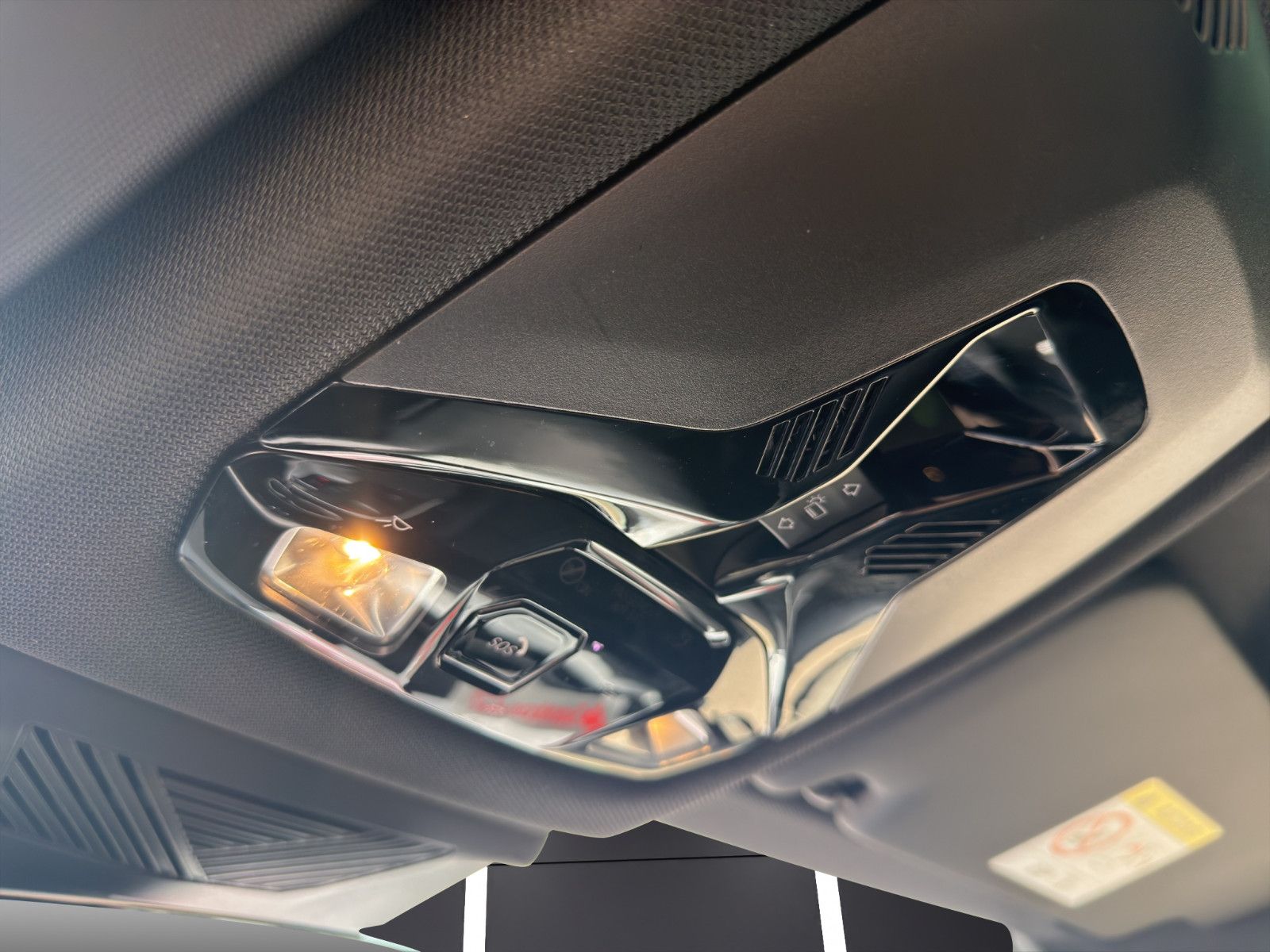 Fahrzeugabbildung BMW X2 sDrive M Sport*Head-up*Harman*360°Cam*DAB*